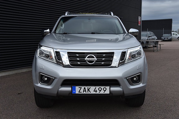Nissan Navara 2 of 22