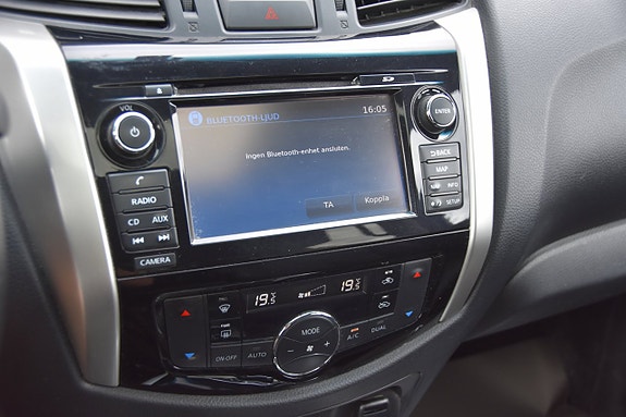 Nissan Navara 19 of 22