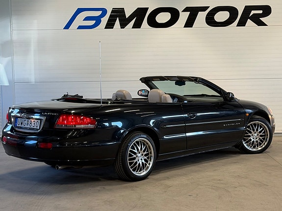 Chrysler Sebring 6 of 13