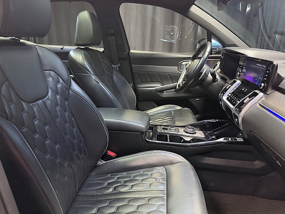 Kia Sorento 11 of 30