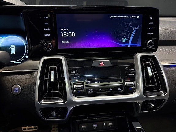 Kia Sorento 25 of 30