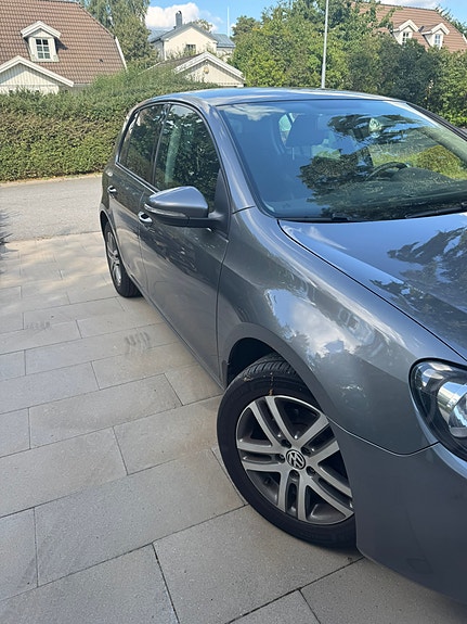 Volkswagen Golf VI 2 of 10