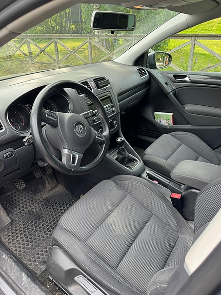 Volkswagen Golf VI 3 of 10