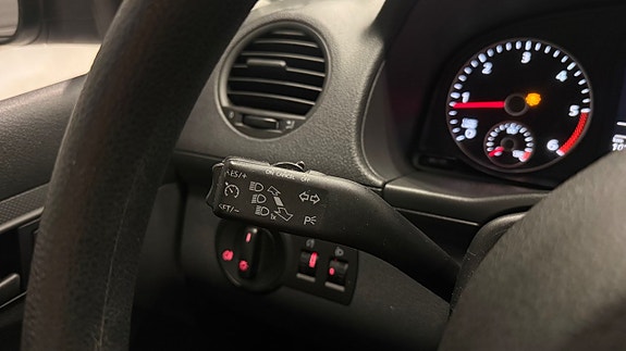 Volkswagen Caddy 19 of 26