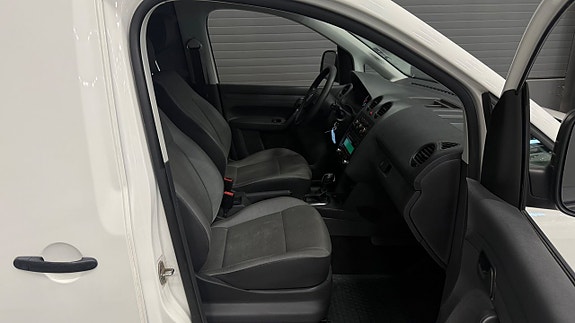 Volkswagen Caddy 15 of 26