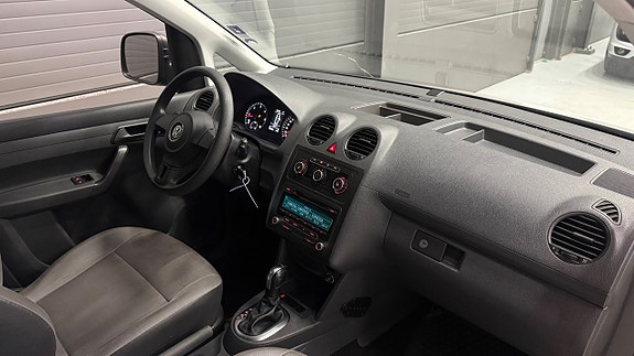 Volkswagen Caddy 16 of 26