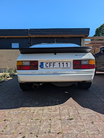 Porsche 944 5 of 9