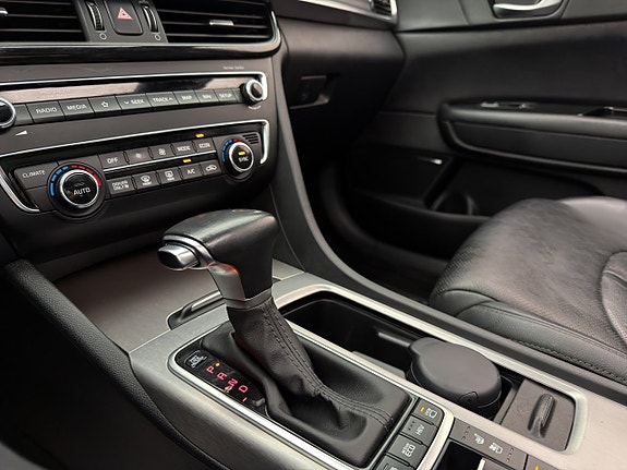 Kia Optima 25 of 30
