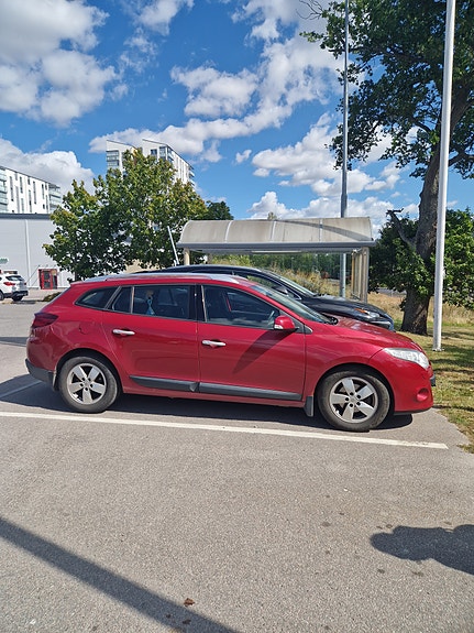 Renault Megane III 5 of 6
