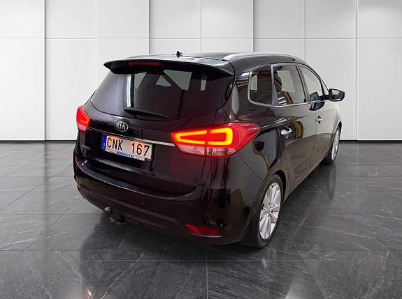 Kia Carens 3 of 13
