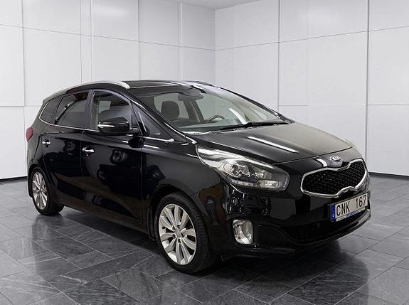 Kia Carens 7 of 13
