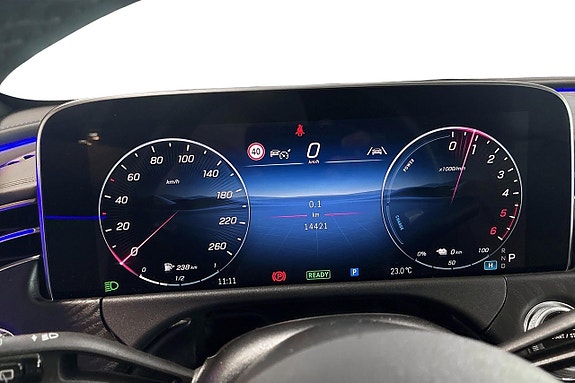 Mercedes-Benz E300 de 6 of 27