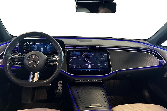 Mercedes-Benz E300 de 9 of 27
