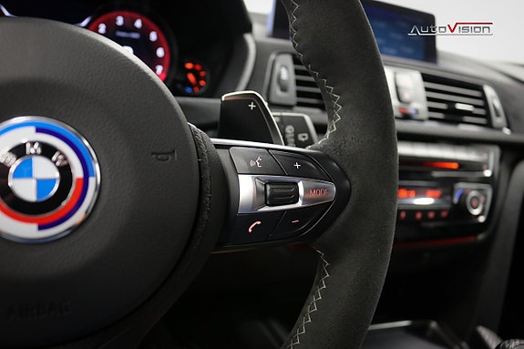 BMW 340i 24 of 30