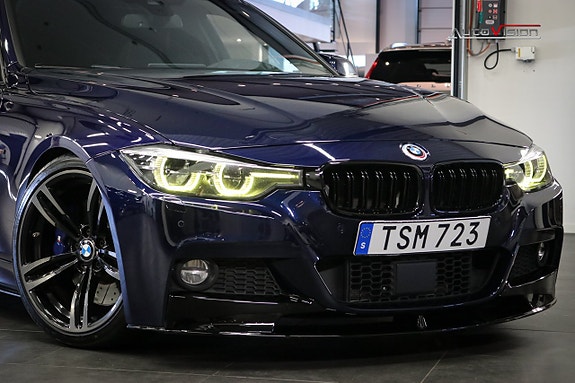 BMW 340i 4 of 30