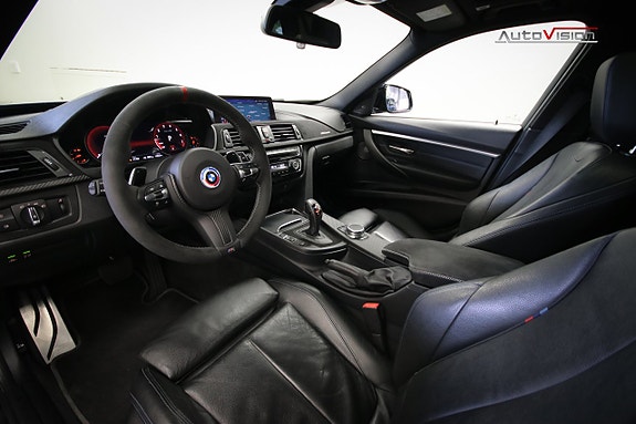 BMW 340i 13 of 30