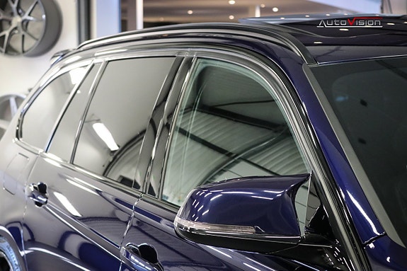 BMW 340i 7 of 30