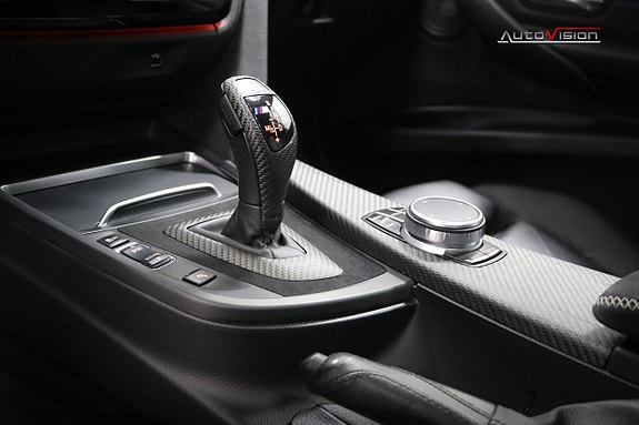 BMW 340i 16 of 30