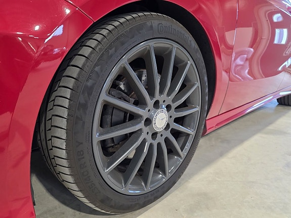 Mercedes-Benz A220 18 of 18