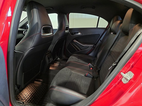 Mercedes-Benz A220 14 of 18