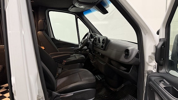 Mercedes-Benz Sprinter 316 13 of 22