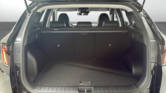 Hyundai Tucson 10 of 12