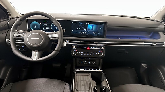 Hyundai Tucson 4 of 12