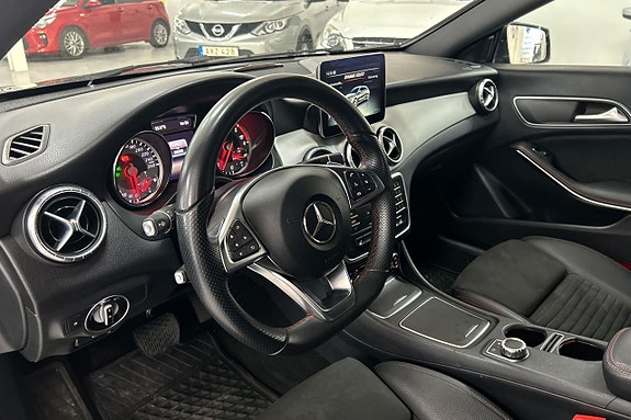 Mercedes-Benz CLA220 d 12 of 26