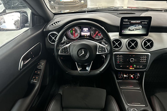 Mercedes-Benz CLA220 d 23 of 26