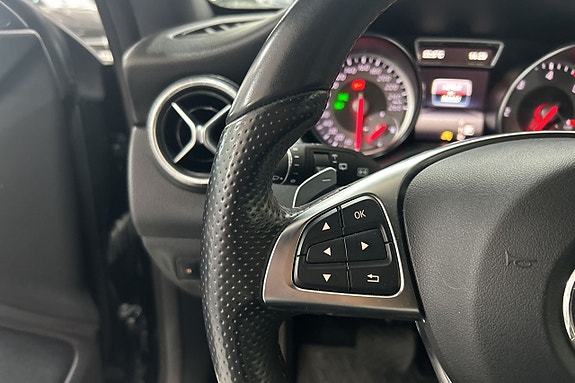 Mercedes-Benz CLA220 d 20 of 26