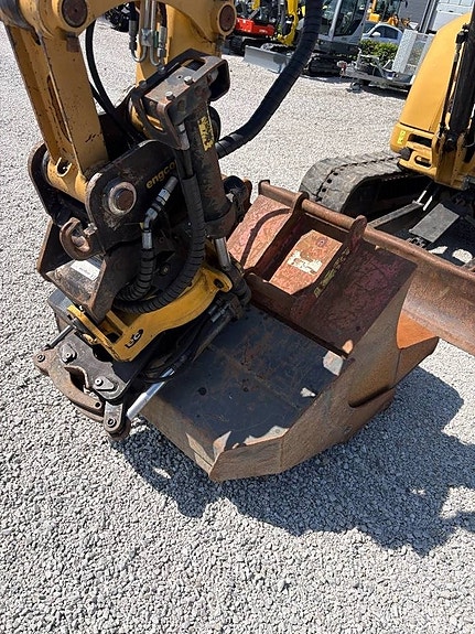 CAT 305 D 6 of 7