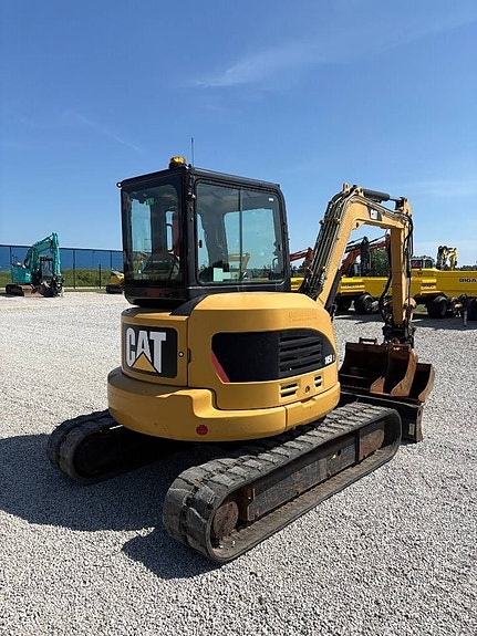 CAT 305 D 3 of 7