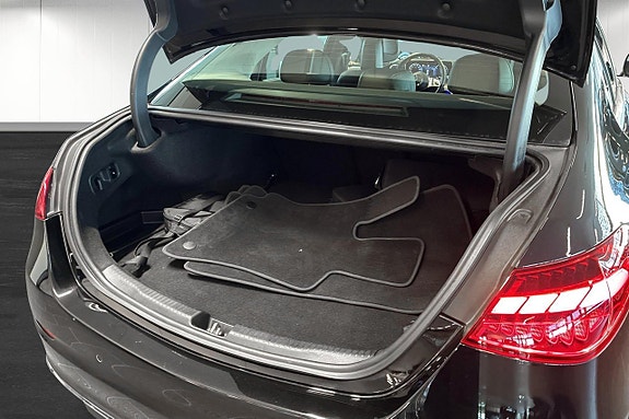 Mercedes-Benz C300 d 13 of 25