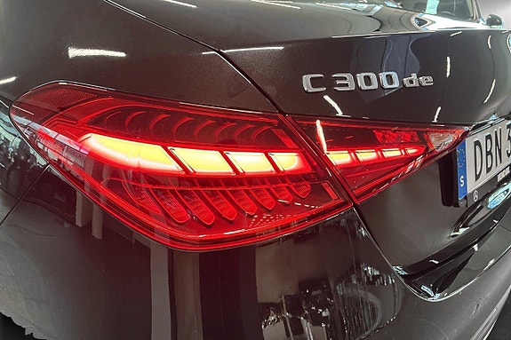 Mercedes-Benz C300 d 25 of 25