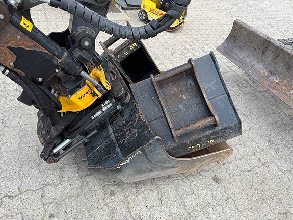 Volvo EC 35 D 7 of 11