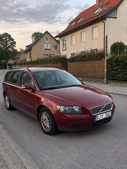 Volvo V50 2 of 4