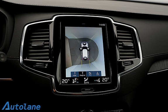 Volvo XC90 26 of 30