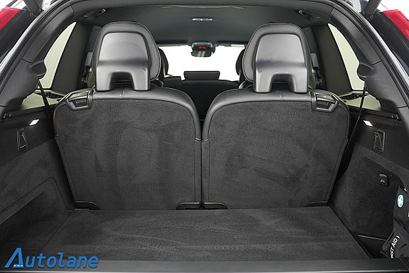 Volvo XC90 24 of 30