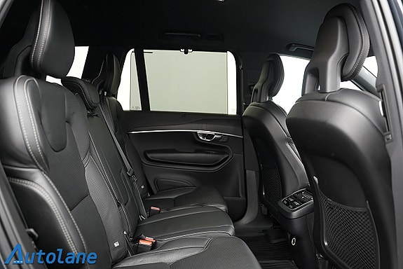 Volvo XC90 21 of 30