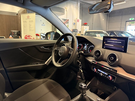 Audi Q2 21 of 25