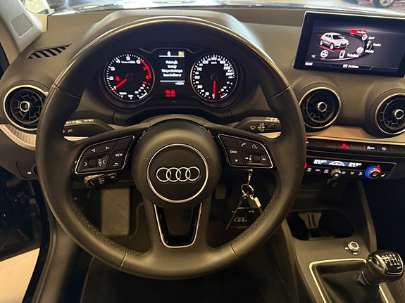 Audi Q2 16 of 25