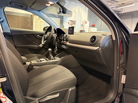 Audi Q2 22 of 25