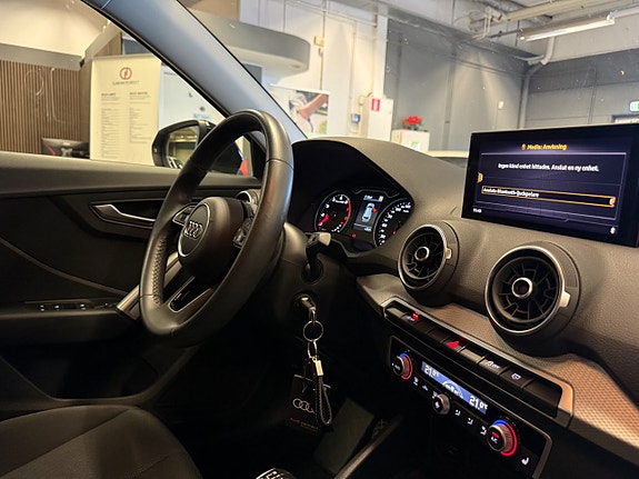 Audi Q2 25 of 25