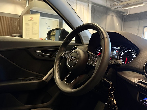 Audi Q2 20 of 25