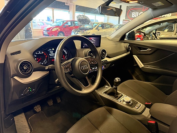 Audi Q2 11 of 25