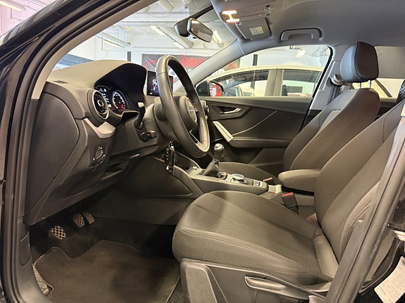 Audi Q2 15 of 25
