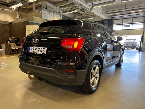 Audi Q2 6 of 25