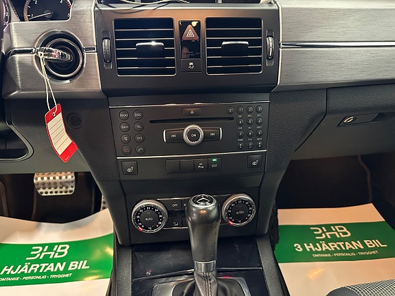 Mercedes-Benz GLK220 20 of 28