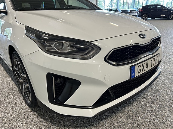 Kia Ceed 6 of 27