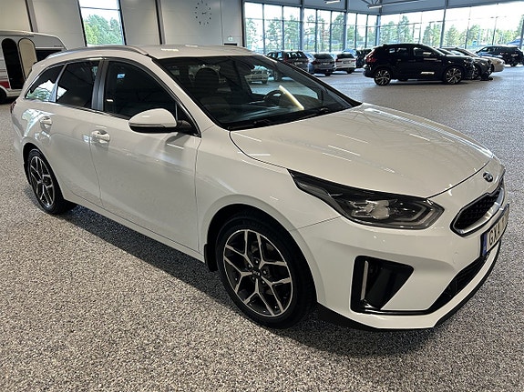 Kia Ceed 5 of 27